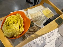 -浪里寻·臻牛养生牛肉火锅(方圆荟店)