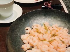 龙井虾仁-杭州西子湖四季酒店·金沙厅