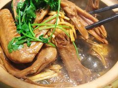 -食爺炭炉鸡煲·烧烤