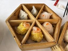 -鹿鸣酒家(越秀店)