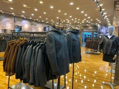 -肃宁华斯国际裘皮城