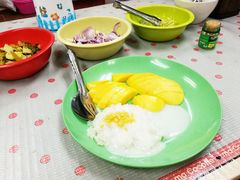 -瓦洛洛传统市场