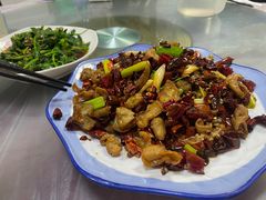 -洪霞餐馆