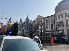 -王府井奥莱棋盘山小镇