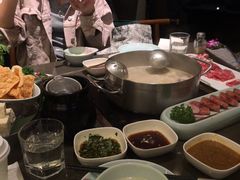 -捞王锅物料理(上海世茂广场店)