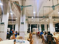 大堂-标记美食新鲜猪杂(兴南大道店)