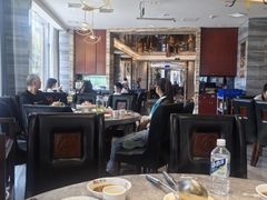-忘情水鱼头·鲜鱼火锅(滨江中路店)