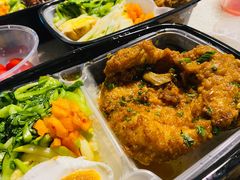 -同济大学本部学苑饮食广场