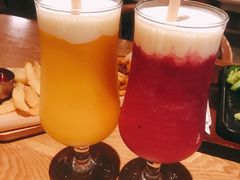 芒果菠萝优格奶盖-必胜客(百联又一城店)