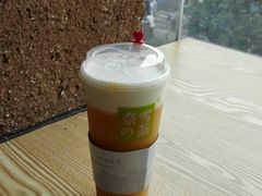 -奈雪的茶(湖滨银泰in77C区PRO店)