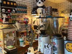 -熊猫一间店欧式奶茶铺