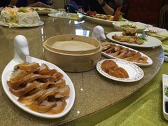 -半岛公馆(淞兴西路店)