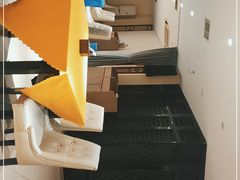 大堂-金杏·粘卷子 烤鸭 农家菜