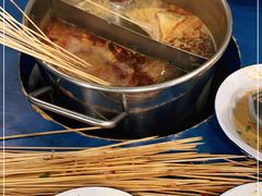 -马路边边串串香形象店(磐石路店)