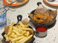 -必胜客(WOW中心城店)