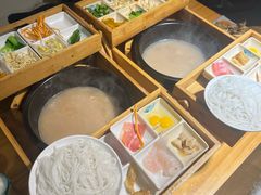 -勺子米线·云南传统小吃市集(四方街店)