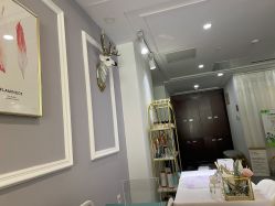 -YooMee优美智能科技美肤机构