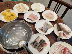 -正能量脆肉鲩火锅