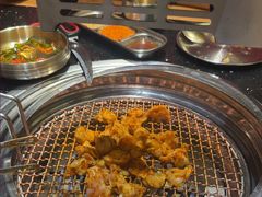 -韩烧牛中牛·甄选黑牛烤肉(黑金店)