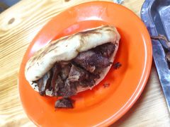 火烧夹肉-清真-戏楼王记牛肉面