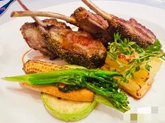 -塞纳河法国餐厅(意式风情街店)