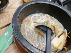 -蒙自源米线大王(信利城市广场店)