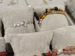 -潮品挚尚(五角场苏宁易购店)