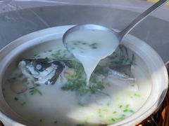 -天乐农家鱼头王(天目湖店)
