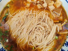 -聚笼鲜美食(凤凰街店)
