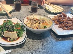 -华盛园卷子王农家菜水库鱼