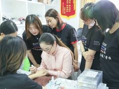 -首脑美容美发化妆美甲培训学校(龙岗校区)