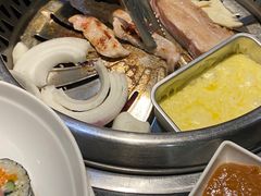 -木槿花韩式炭烤·熟成肉工坊(孙文东路店)