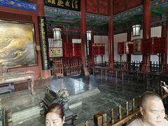 -开封府