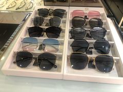 -潘多拉眼镜·蔡司依视路明月(潘家园店)