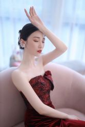 -Lady  Jane高端婚纱礼服馆