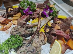 多肉拼盘-BISTROFIORE美伊娜(伊犁南路店)