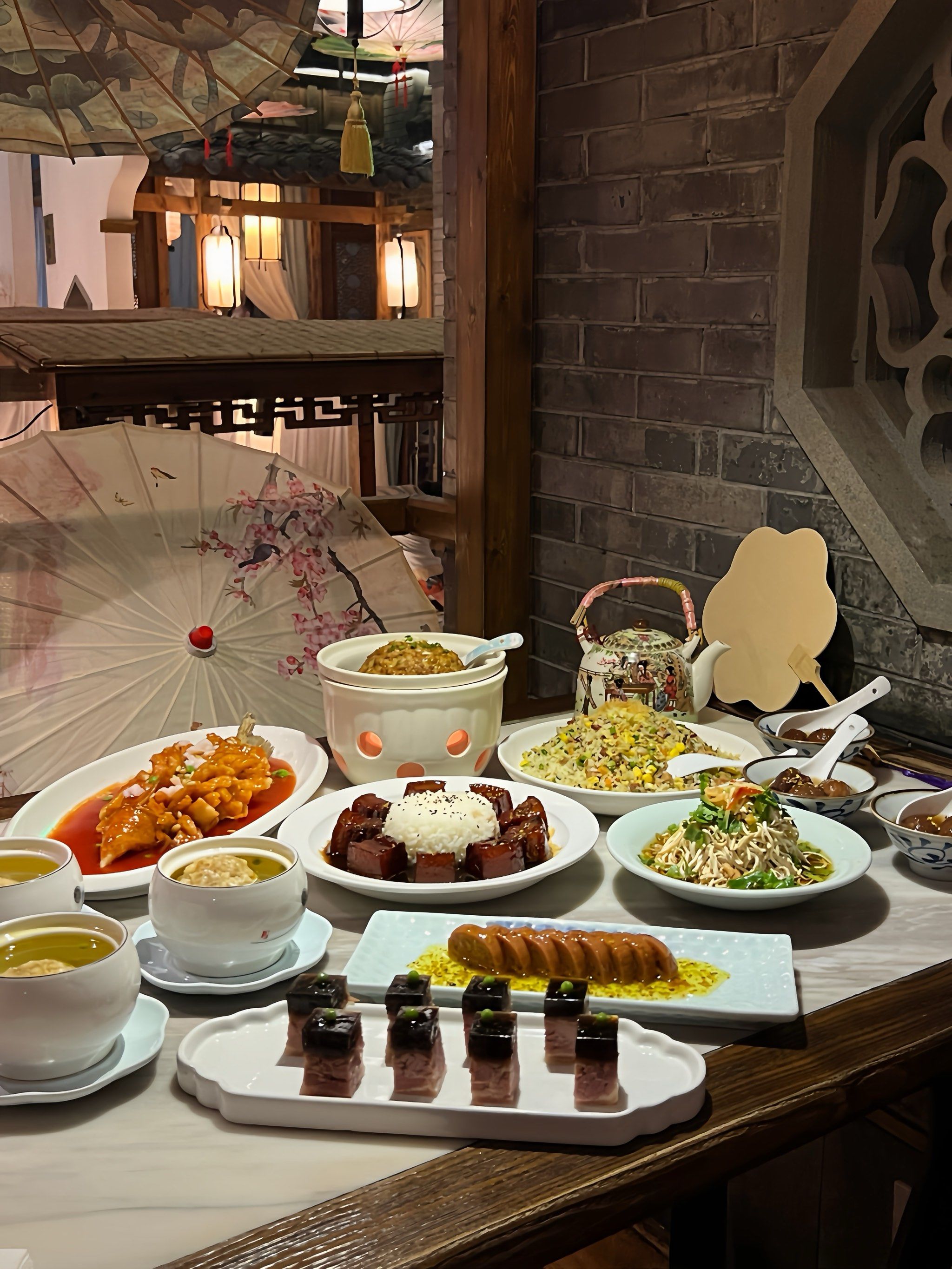 来扬州就为了这口淮扬菜!xxxl的狮子头