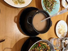 -莲餐厅·湖北菜·藕汤老手艺(愚园路店)
