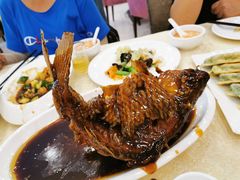 罾蹦鲤鱼-奥华餐厅·老张记(台基厂店)