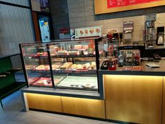 面包甜点陈列柜-星巴克(天津东江道香年广场店)