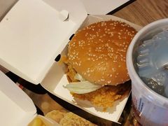 香辣鸡腿堡套餐-肯德基(芳和店)