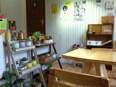 大堂-长颈鹿咖啡(大学路店)