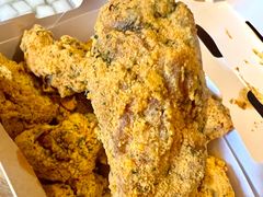 -BHC炸鸡(明洞总店)