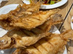 炸偏口鱼-方城小吃店