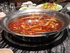 -老船舫·现做活鲜鱼馆(东郊记忆店)