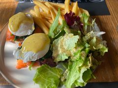 鸡蛋烟熏三文鱼班尼迪-闲·胡同 Barblu Hutong(雍和宫五道营店)