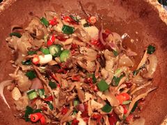 -老湖南民间菜·牛肉十八炒(花都店)