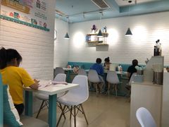 用餐区-觅姐一碗健康煮(青浦宝龙广场店)