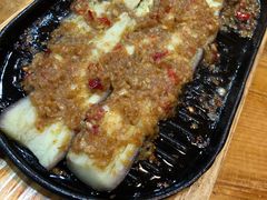 蒜蓉烤茄子-老东镇啤酒屋海鲜加工·蒸汽海鲜·海鲜烧烤(台东店)