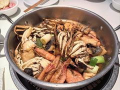 -七欣天香辣蟹火锅(闵行浦江欢乐颂店)